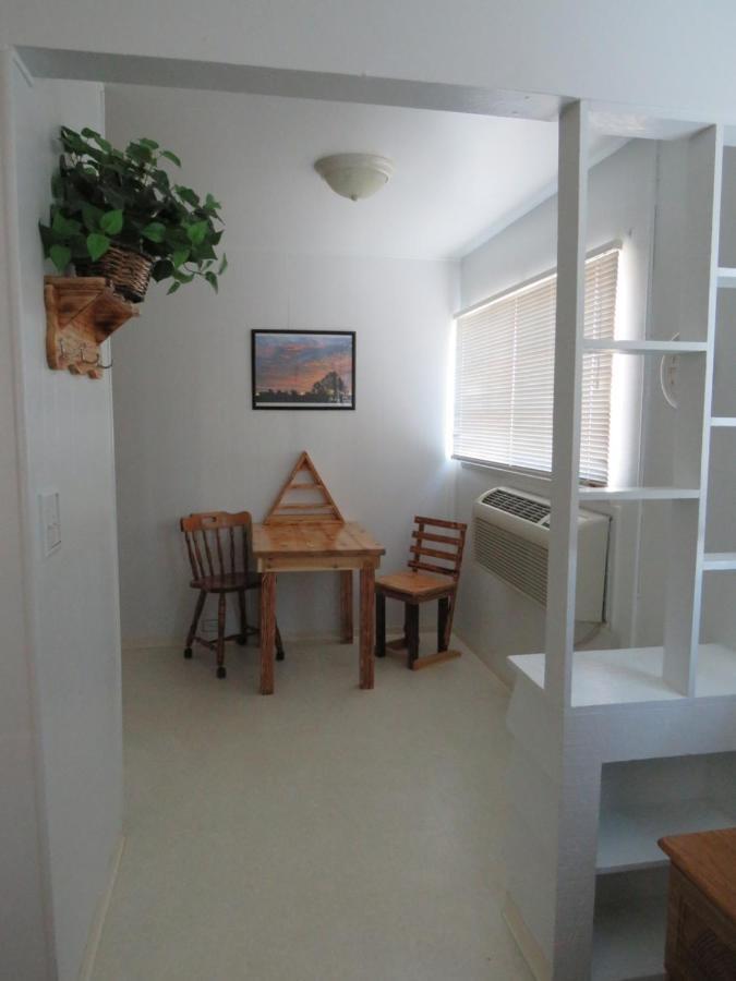 Rim Rock Motel Alturas Luaran gambar